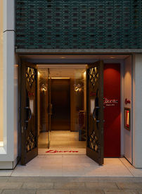 *♪こちらが外観♪*
銀座駅・東銀座駅・銀座一丁目駅すぐ☆
各路線から通勤できる便利な立地です♪