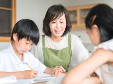シダックス大新東ヒューマンサービス株式会社　(勤務地：八重小学校) ＼働きやすさを求めるあなたに◎／
＊短期から働ける☆
＊週1日～希望OK！
＊昇給あり・交通費支給♪
（※画像はイメージです）
