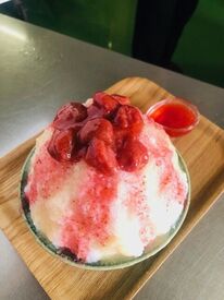 夏に特設cafeスペースができて美味しいかき氷を提供しています。

