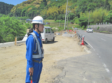 幅広い世代のスタッフが在籍中★
年代関係なく楽しく働ける◎
40代以上の中高年の方々も
活躍可能なお仕事です！
