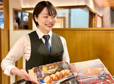 恵比寿かつ彩 アークヒルズ店ＧＨ ＼9割のスタッフが未経験スタート！／
お仕事は丁寧にお教えするのでみんな安心。
出来ることを1つずつ増やしていければOK！