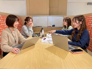20～30代の女性STAFFが活躍中♪
経験を活かしてトレンドを生み出す仕事に挑戦しませんか？
社員へのキャリアUP実績も有りです！