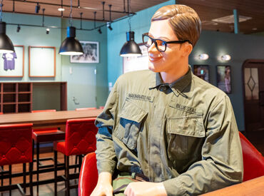 人気のお店だから海外からのお客様がご来店することも♪
働きながら英語スキルも自然と身に着いちゃうかも◎