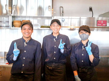 角川食堂　ところざわサクラタウン 旬野菜のごちそうデリや自家製ロースト肉
からだ想いのデザートなど…こだわりのメニューがたくさん♪
⇒まかないに登場?!★