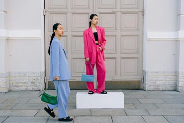 ファッション人材リンク株式会社【FJLNAGOYA】 アパレル販売経験を活かしたい方はもちろん、
ブランドの世界観やファッションが好きな方も歓迎！