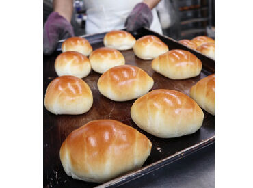 BLOOM BAKERY （ブルーム ベーカリー） ＼応募は履歴書不要です♪／
サクッとスピーディーに応募できちゃうのもポイント◎