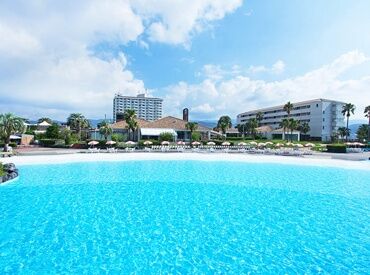浜名湖レークサイドプラザ 夏休み限定★リゾートバイトで特別な思い出作り♪
通勤しやすさも魅力です！