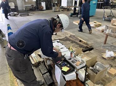 佐々木鋼業株式会社 やさしい雰囲気の職場♪
スタッフ同士の距離も近く、困った時はすぐに相談できるから初めてでも安心して働けます★