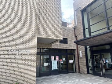 宝塚市立スポーツセンター ＼20代～40代活躍中／
まずは笑顔で利用者さまをお出迎え♪
ブランクさんでも歓迎してます◎

