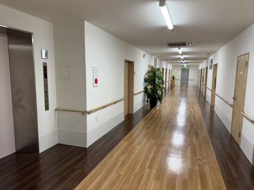 人間関係で悩んだ方も安心★
少人数だから気を張らずに働けます♪
あなたらしく過ごせる職場です!