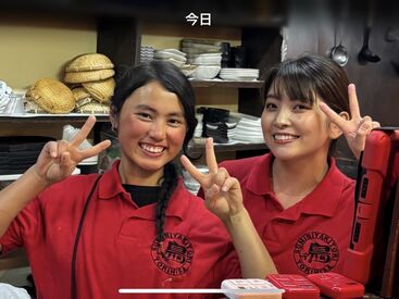 鳥久 加島本店 スタッフ同士の仲も良く、あたたかい雰囲気の中で働きたい方にピッタリ♪
一緒に楽しく働いてくれる方、お待ちしてます！