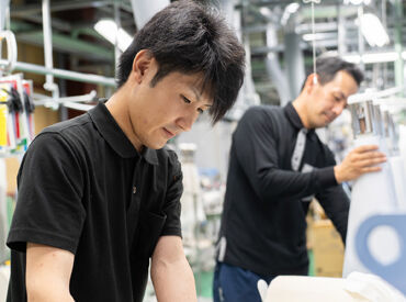 \性別・年齢・経験問わず歓迎!/
将来的には工程リーダーや工場のマネジメントなど、
幅広いキャリアを目指すことが出来ます◎