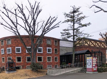 ＼こちらが鷹子店です！／
富久重の2号店として2024年にオープン♪
テーブル席と掘りごたつがある
木のぬくもりが心地いいお店◎