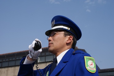 【警備】のお仕事もアリじゃない？
まずはご応募ください！