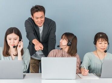 服装や髪型自由！ネイルやピアスもOKなゆるい職場★
フランクな人が多いので、PCが苦手でも無理なく慣れます♪
※写真はイメージ