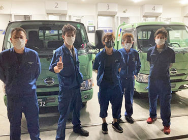 \未経験から応募OK/
ブランクさんにもしっかりフォローあり★
スタッフ同士はみんな仲良しなので、困ったらご相談を♪