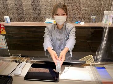 20代スタッフも活躍中!
1日3h~OKで働きやすさ◎
気の合う仲間を作って一緒にバイトしませんか?