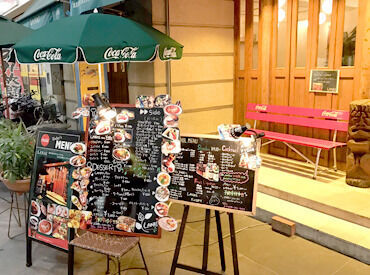 LANAI (ラナイ) 四日市 20代～50代の方が活躍中！
飲食勤務未経験の方でも大丈夫です♪
学生さん・主婦（夫）さん・フリーターさん歓迎！