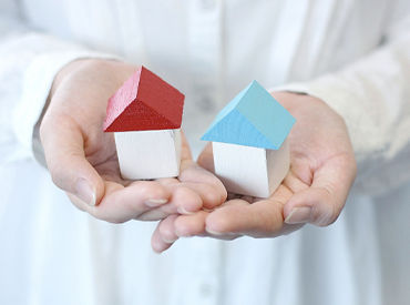 \扱うものは”おもちゃ商品”♪/
重いものを運ぶ作業はありません!
身体に無理なく働ける環境です!