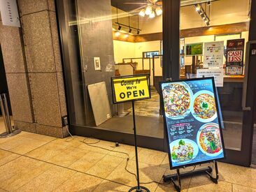 SHIBIRE-NOODLES 蝋燭屋(ろうそくや) 京橋エドグラン店 コンビニでも見たことあるかも!?あまりに人気過ぎてカップ麺が発売された、このラーメンのお店です♪