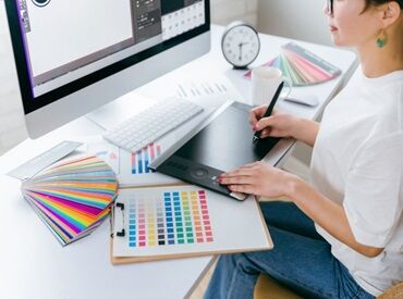 未経験で入社した方がほとんど!
充実した教育体制により、
どのスタッフも問題なく取り組めています◎
未経験の方もご安心を◎