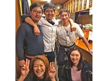 会社員のお客様が多く落ち着いた雰囲気◎
小伝馬町駅から徒歩2分の駅チカ★