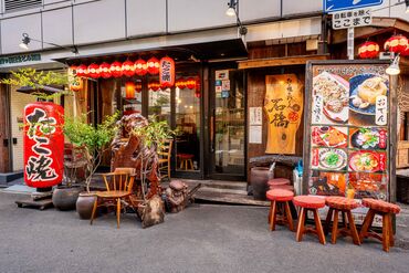 たこ焼とおでん 石橋 ＜面接～入社手続きまでWEB完結OK＞
応募して初回勤務まで最短3営業日★★
スグ働きたい方必見◎
