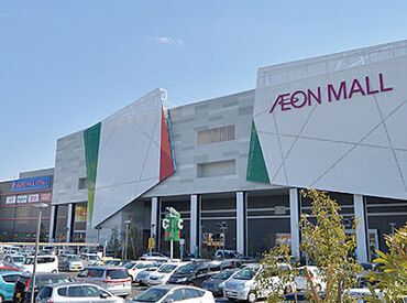 もちもちの木 イオンモール春日部でWork♪
バイト前後に周辺施設でお買い物も◎