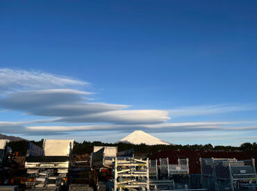 株式会社川口工業 ブランクがあっても手厚い研修で安心して始められます！
車やバイク通勤もOKだから毎日ラクラク♪