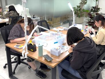 \真面目にコツコツタイプの方にぴったり/
自分のペースで仕事ができます!
「誠実に仕事を進めたい」という方、大歓迎☆