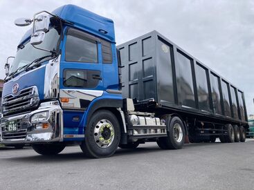 リヤク運輸株式会社 現在、当麻町と芽室町の2拠点で
合計14名のドライバーが活躍中です◎
経験は問いません！大型免許さえあれば歓迎！