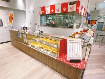 新規店舗だから、みんな同じスタートライン♪
未経験でも安心して始められます◎