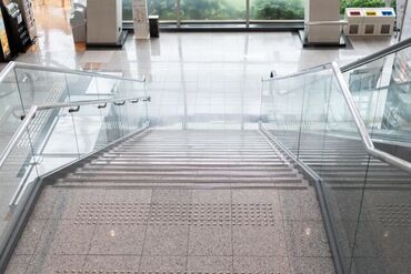 ≪20~60代まで幅広く活躍中!≫
何歳から始めたって遅くない◎
経験や資格は一切不要でスタートできます!※画像はイメージです