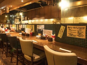 \メリハリをつけて働ける/
「部活優先」「旅行に頻繁に行きたい」もちろんOK!
腰を落ち着けて働けるお店です