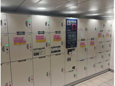 電車で移動しながら作業をするので、適度に体を動かせて飽きない！
食事補助も充実◎
京王グループで安定＆安心の雇用