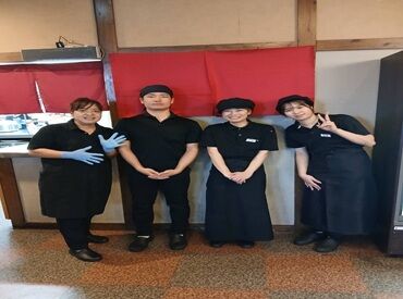 肉御殿　糸満本店 主婦・フリーターさん活躍中！
ランチタイムはメニューも少なめ◎
飲食店が初めての方も安心して働けます◎