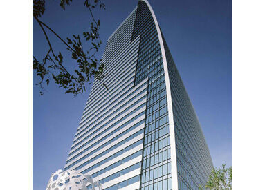 ▼名駅直結でアクセス抜群！
ルーセントタワー36Fで通勤もしやすい◎
他にも、中小企業のお客様先への出勤の場合もあり