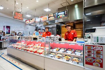 ≪友達同士での応募もOK≫
「1人じゃ不安…」
「友達と一緒なら思い出作りにもなりそう」
など、ぜひ一緒に始めてみては♪