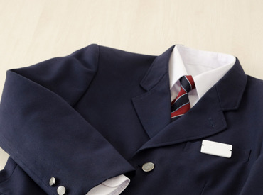 株式会社三越伊勢丹ヒューマン・ソリューションズ 勤務地： 名古屋三越 栄店 入学シーズン前の期間限定のお仕事！
1～3月の土日祝のみのお仕事！
接客経験を活かして働きませんか♪