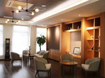 この写真のようにとってもキレイ施設です◎
気持ちよく快適に働きませんか？