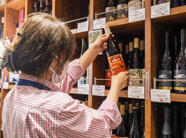 ナチュラルで温かみのあるオシャレな店内―
全国各地から訪れるお客様に美味しいをお届け★