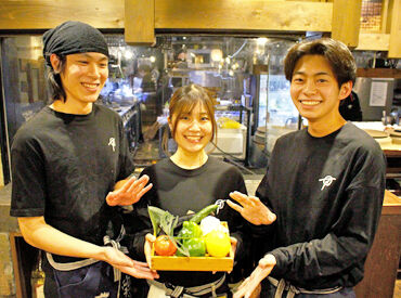 塚田農場　ＪＲ神戸 未経験OK！初めてのバイト/久々のパートも応援★
Wワークや扶養内で…などシフトも柔軟対応◎