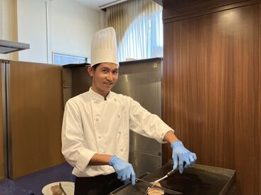 バイキング・コース料理など…
様々な形態の料理に携われます！
一から丁寧にお教えするのでまずは気軽にご応募くださいね♪

