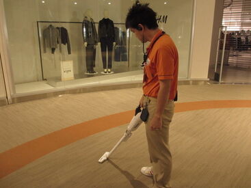 株式会社ケイミックス_2691（勤務地：ららぽーと立川立飛） 商業施設内の清掃をお任せ！
朝のスキマ時間を活かしたい方にオススメ★
1日3時間でサクッとお小遣い稼ぎ♪