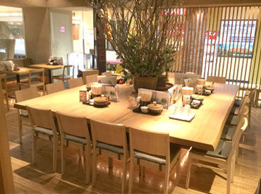 そば茶屋 吹上庵 アミュプラザ鹿児島店 『吹上庵 アミュプラザ鹿児島店』はアクセス抜群！
最寄りの鹿児島中央駅前から徒歩たった2分です☆
通勤ストレスFREEで働ける♪