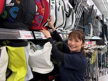 車・バイク・自転車通勤OK!
駐車場&駐輪場も無料で使えます♪