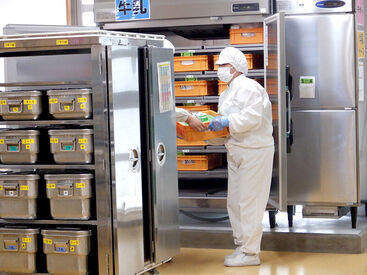 株式会社メフォス_江南市学校給食センター_010759 子どもたちに「おいしい」を
届けるやりがいのあるお仕事です。