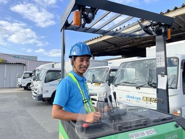 たくさんの人に愛されているコカ・コーラ商品を、
お客様の元に届ける"縁の下の力持ち"！