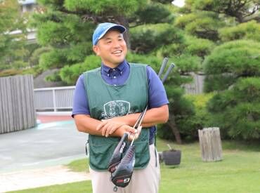 ゴルフの知識や経験が全くない方でも大丈夫！
人間関係が良好であたたかい雰囲気＊*
≪男女ともに活躍中の環境です≫