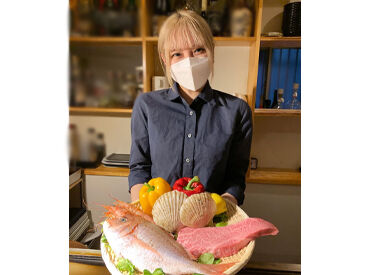 鉄板焼き 韋駄天 駅チカ◎JR本八幡駅からのアクセスもバツグン！
学校やプライベートとの両立もラクラク♪髪型・髪色・ピアスも自由です！